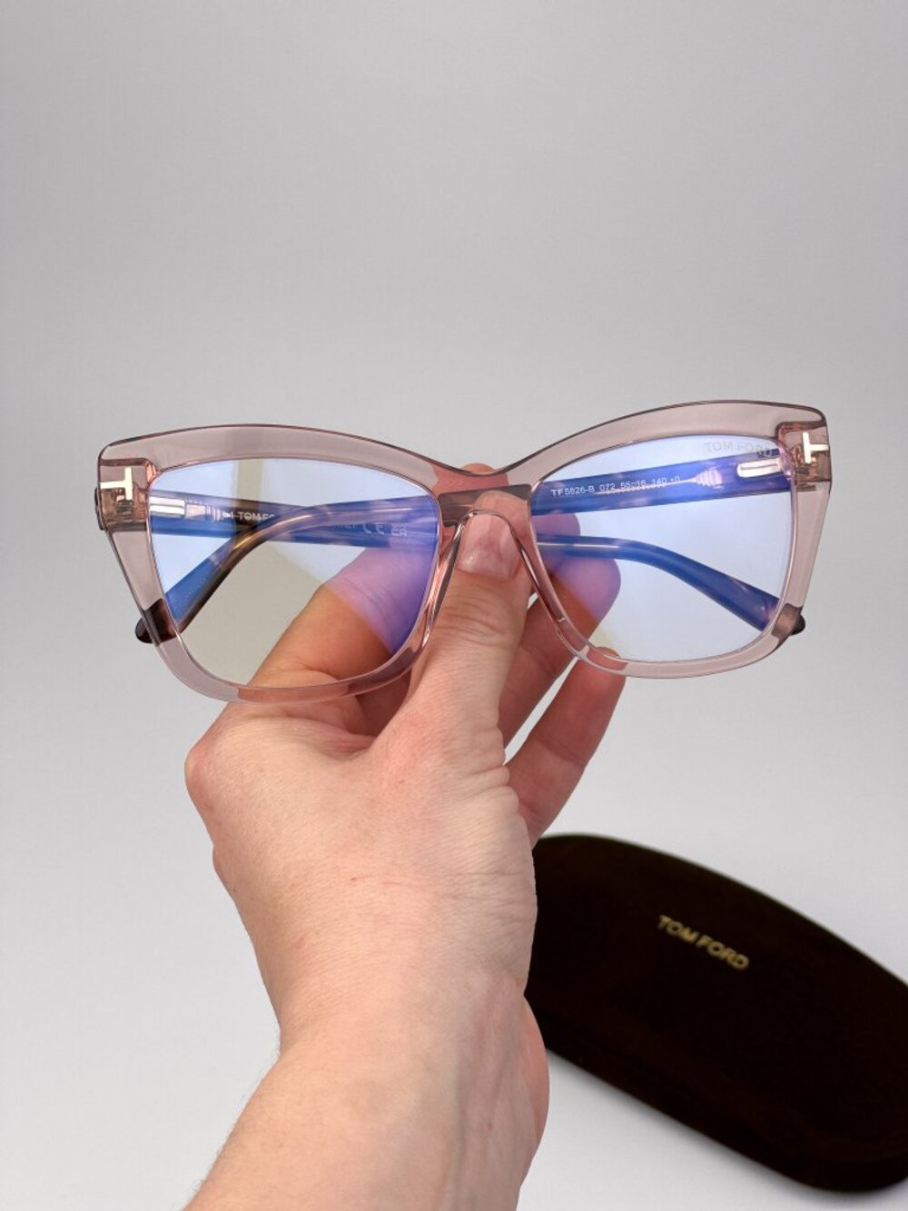 Tom Ford Women’s Eyeglasses Transparent Pink Cat Eye FT5826-B 072 AUTHENTIC